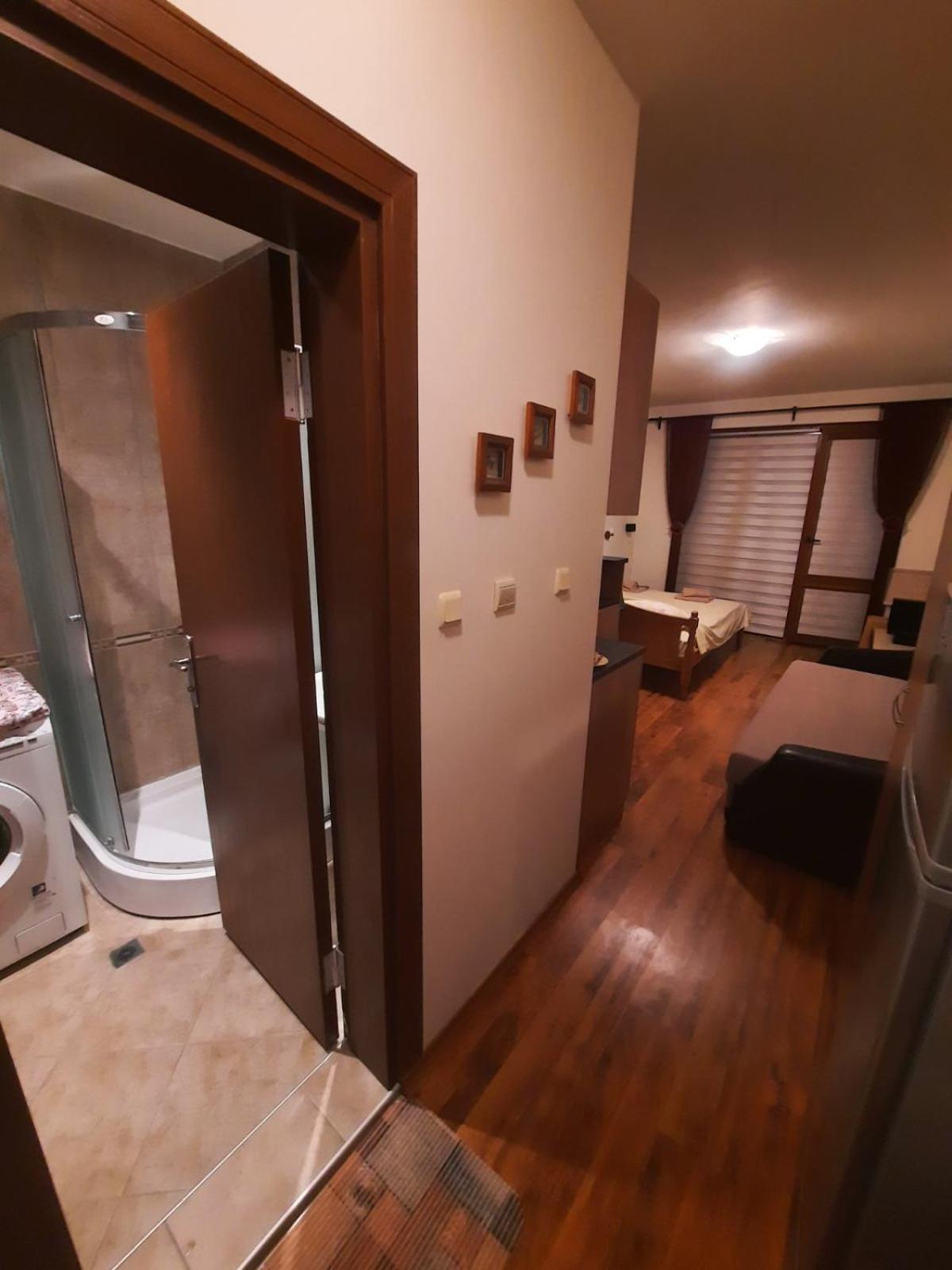 Appartement Апатаменти За Гости Sunshine И Glory à Sveti Vlas Extérieur photo