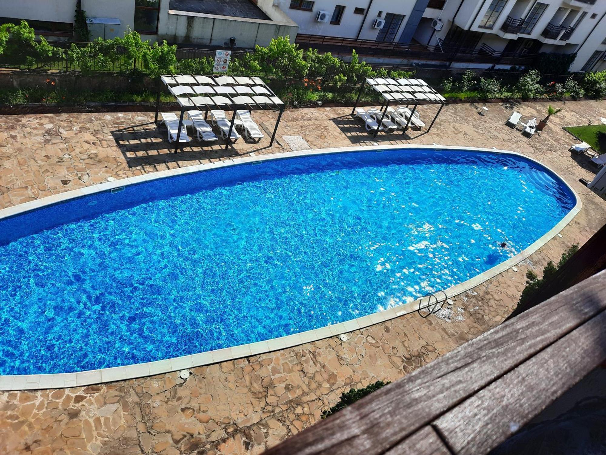 Appartement Апатаменти За Гости Sunshine И Glory à Sveti Vlas Extérieur photo