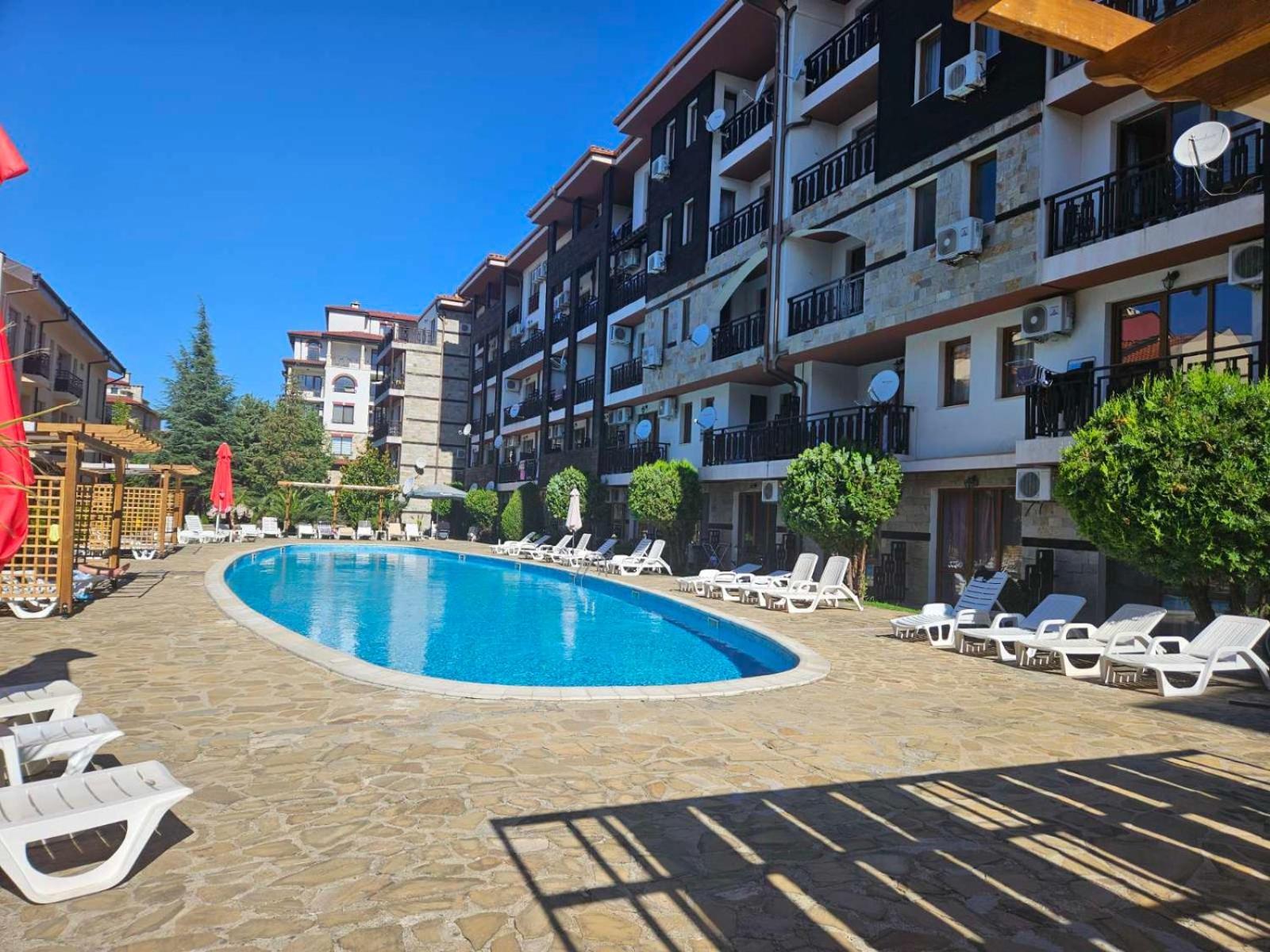 Appartement Апатаменти За Гости Sunshine И Glory à Sveti Vlas Extérieur photo