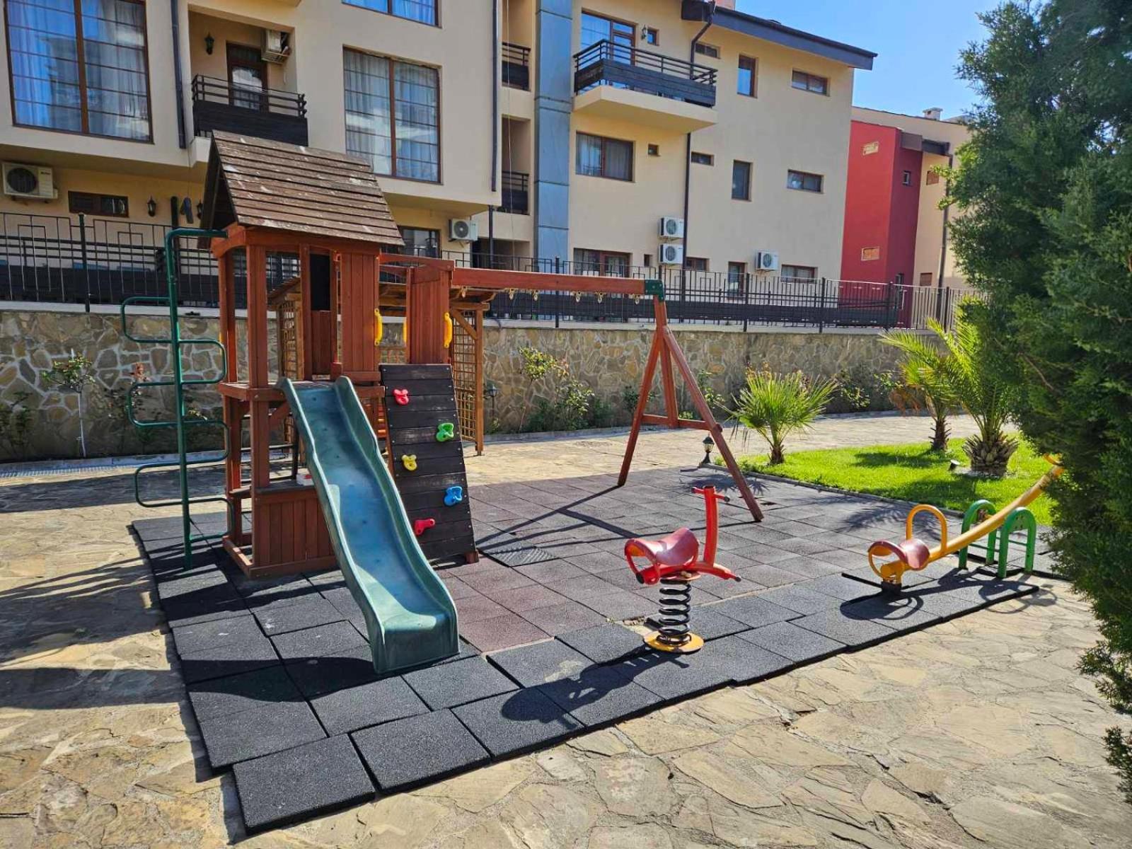 Appartement Апатаменти За Гости Sunshine И Glory à Sveti Vlas Extérieur photo