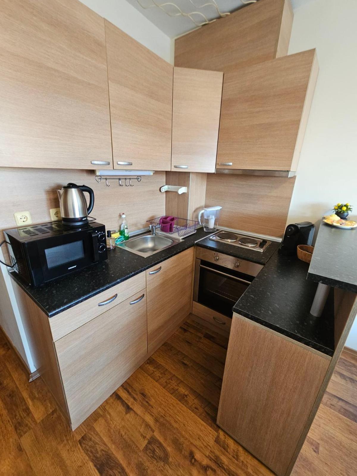 Appartement Апатаменти За Гости Sunshine И Glory à Sveti Vlas Extérieur photo